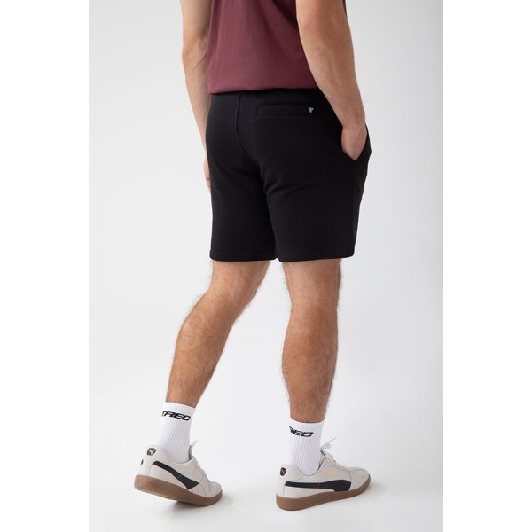 NOWOŚĆ Czarne krótkie spodenki męskie TW BASIC SHORT PANTS 182 M BLACK